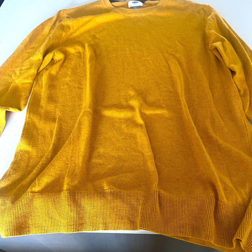 Old Navy Men's Crewneck Sweater in Mustard Yellow